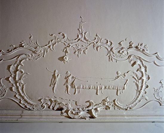 Schloss Meersburg - Stukkatur des 18. Jahrhunderts in der Bel Etage: Billardspieler. Foto SSG/LMZ
