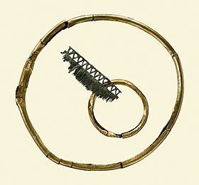 Hals und Armring mit Kamm aus Ihringen (Kaiserstuhl), 500 v. Chr.
