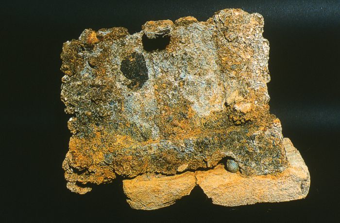 Geldkassette aus der kurfürstlichen Hühnervogtei, Ausgrabungszustand,