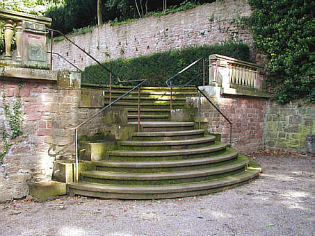 Hortus Palatinus: Ellipsentreppe