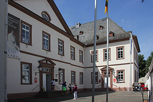 Simmern, das "Neue Schloss", Verwaltungsgebäude für das kurpfälzische Oberamt.