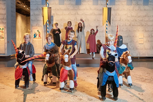 Die Maiden auf den Tribünen jubelten den ritterlichen Recken zu