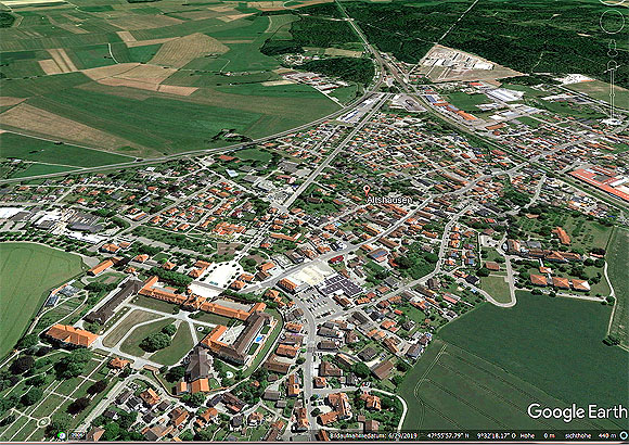 Schlossachse in Richtung auf Jerusalem (Quelle: Google Earth)