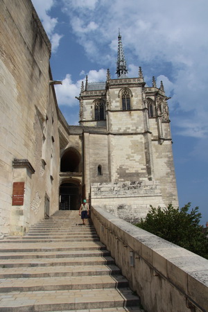 Schloss Amboise: Aufgang mit Schlosskapelle