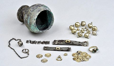 Der spätmittelalterliche Münz- und Schmuckfund aus Ladenburg (Foto: Universität Tübingen, Hilde Jensen)