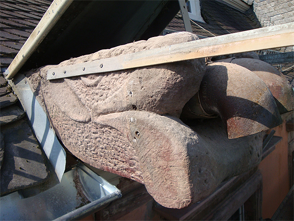 Schwetzingen: Renaissance-Wasserspeier am "Ludwigsbau", dem Jagdschloss des Kurf&uuml;rsten Ludwig V.. Foto: ssg