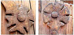 Die Formen der diversen Blütenenden wurden durch Ausmeißeln geschaffen 