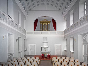 Die historische Ubhauser Orgen in der klassizistischen Schlosskapelle von Schloss Schwetzingen