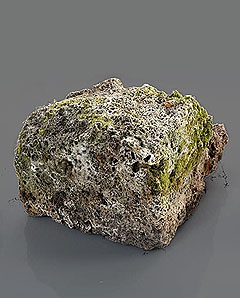 Bruchstück eines Tuffquaders; Quelle LAD, Yvonne Mühleis