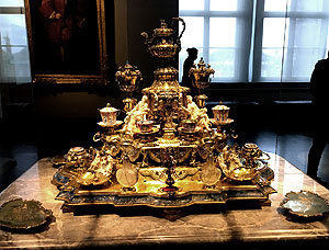 Kaffeeservice mit Surtout.