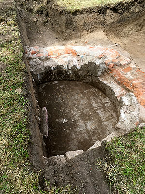 Ausgrabung im Bereich der neuen Baumschule: Wasserbecken des 18. Jahrhunderts.