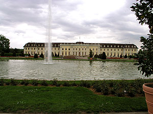 Schloss Ludwigsburg, Neues Corps de Logis, Außenseite zum Park. Fotos: kulturer.be