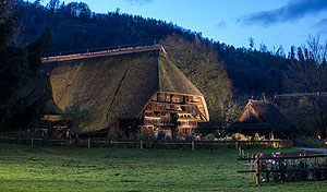 Saisonausklang: Am Sonntag, den 7. November, verabschiedet sich das Schwarzwälder Freilichtmuseum Vogtsbauernhof mit einem Jahresrückblick in die Winterpause. Foto: Schwarzwälder Freilichtmuseum Vogtsbauernhof, Hans-Jörg Haas