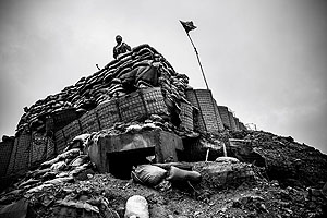 Bilder aus der Ausstellung "Am Ende der Strasse". Fotos: Andy Sypra, ssg