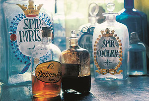 Liebeszauber und Liebestränke. Foto: Deutsche Apotheken Museum-Stiftung