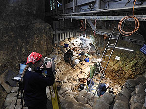Hohle Fels 2022 – Grabungsübersicht. Foto: Nicholas J. Conard, Universität Tübingen