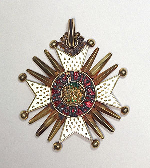 Ordensstern des Hubertusordens aus der Zeit des Kurfürsten Karl Philipp. Foto: Andrea Rachele, ssg