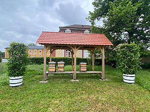 Schloss Bruchsal, Bienenhaus im Schlossgarten: Foto: Christinba Ebel, ssg