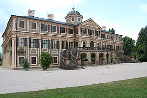 Schloss Favorite, Gartenseite des Schlosses. Foto: kulturer.be