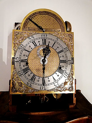 Moellinger-Uhr, Zifferblatt.