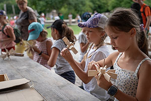 Wasserräder: Beim Pfingstferienprogramm im Vogtsbauernhof können die jüngsten Museumsbesucher unter anderem Wasserräder bauen. Foto: Schwarzwälder Freilichtmuseum Vogtsbauernhof, Hans-Jörg Haas