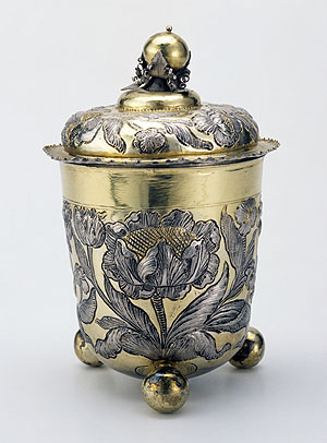 Deckelbecherdes Frühbarock