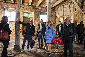 Staatssekretärin Andrea Lindlohr besuchte die Schlossscheuer am Schlossgut Hochdorf in Eberdingen-Hochdorf.